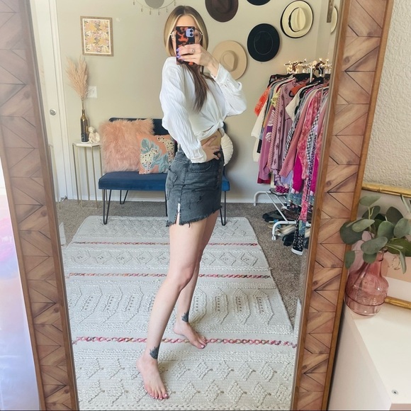 One Teaspoon Black Distressed Denim Mini Skirt - Picture 7 of 9